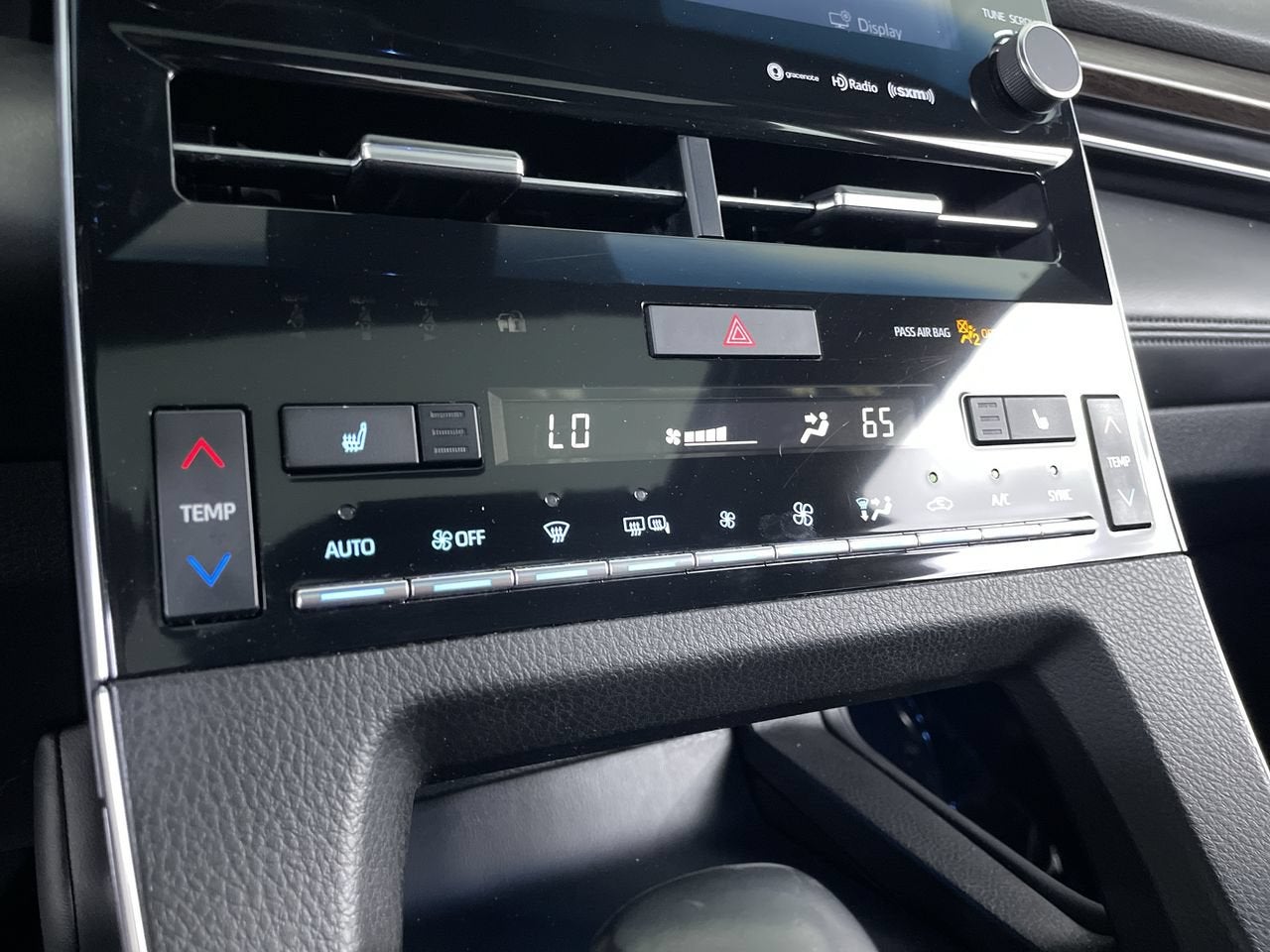 2020 Toyota Avalon XLE