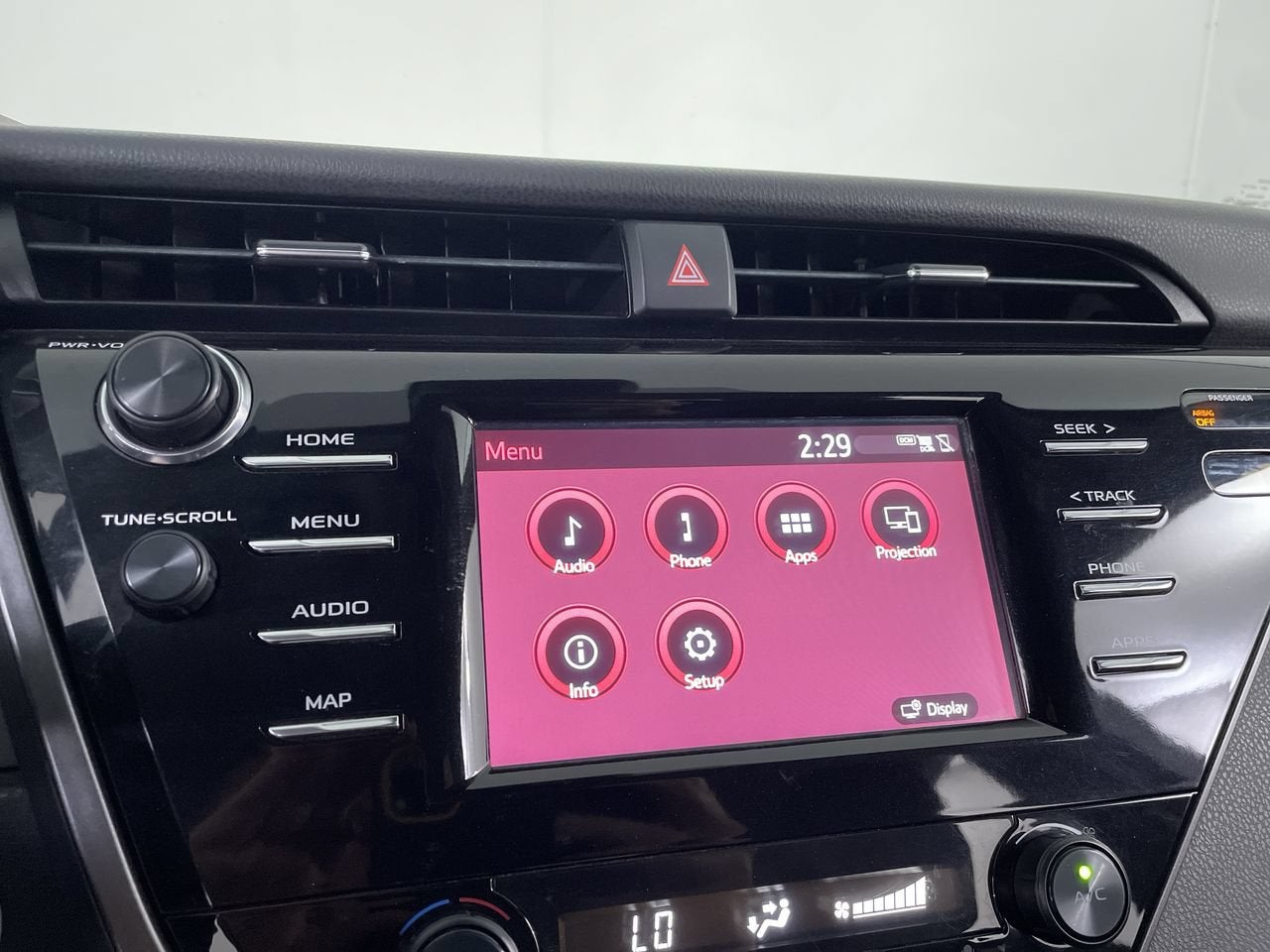 2019 Toyota Camry SE