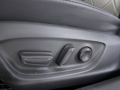 2018 Toyota Camry Hybrid Hybrid XLE