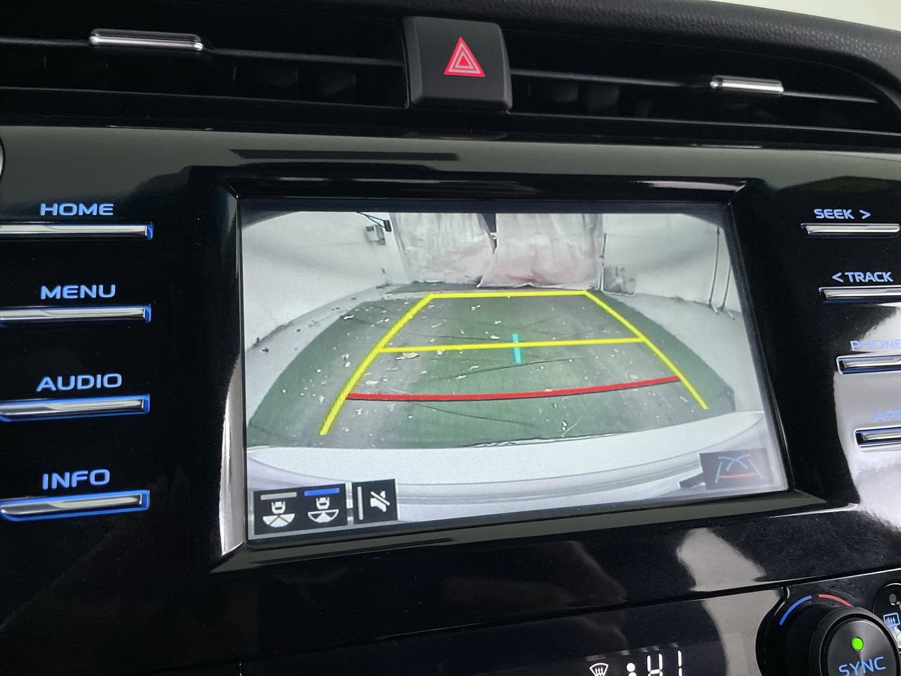 2018 Toyota Camry Hybrid Hybrid XLE