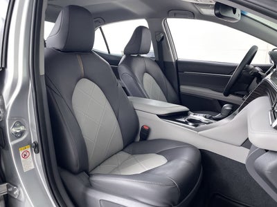 2018 Toyota Camry Hybrid Hybrid XLE