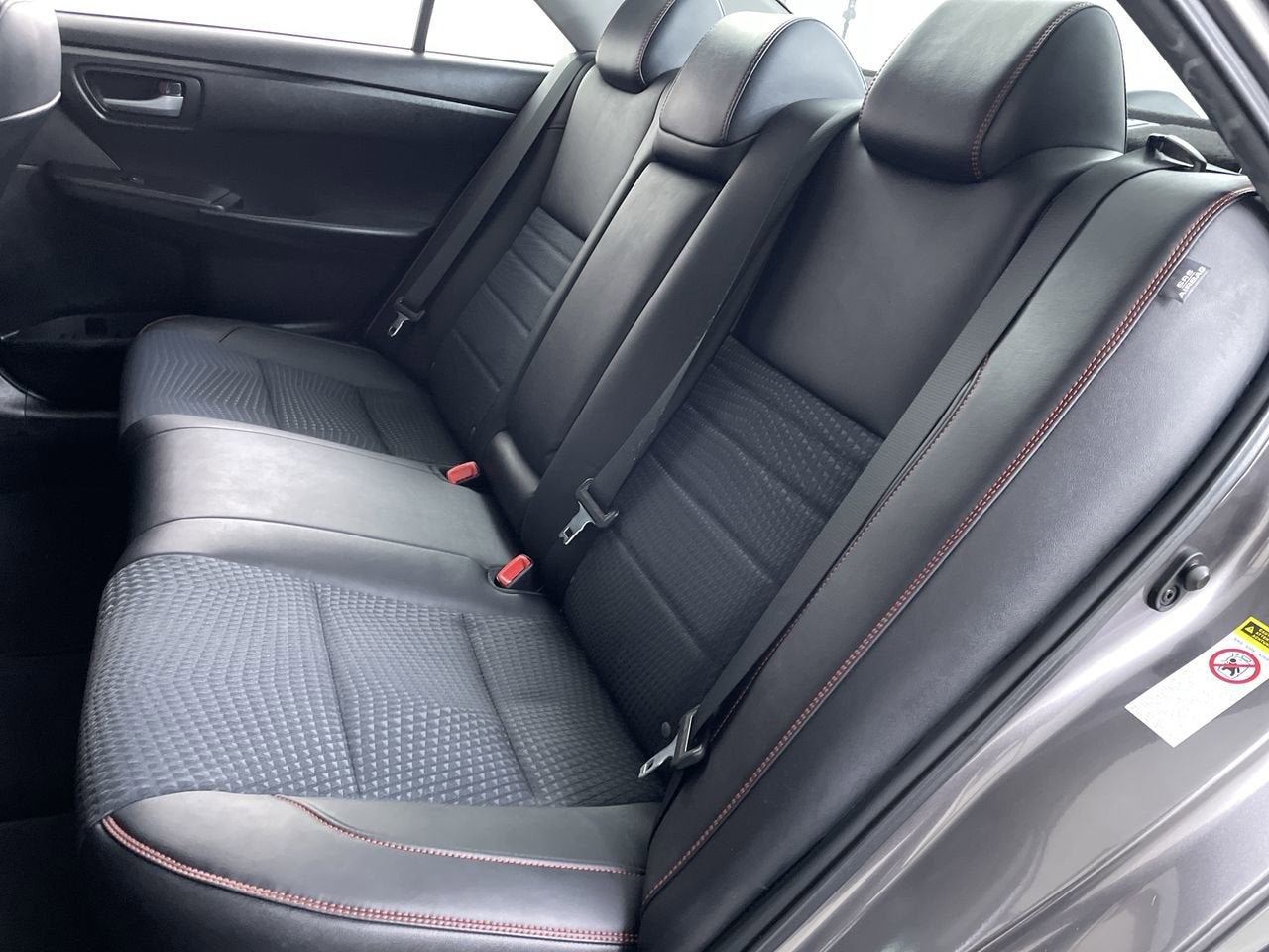 2015 Toyota Camry SE