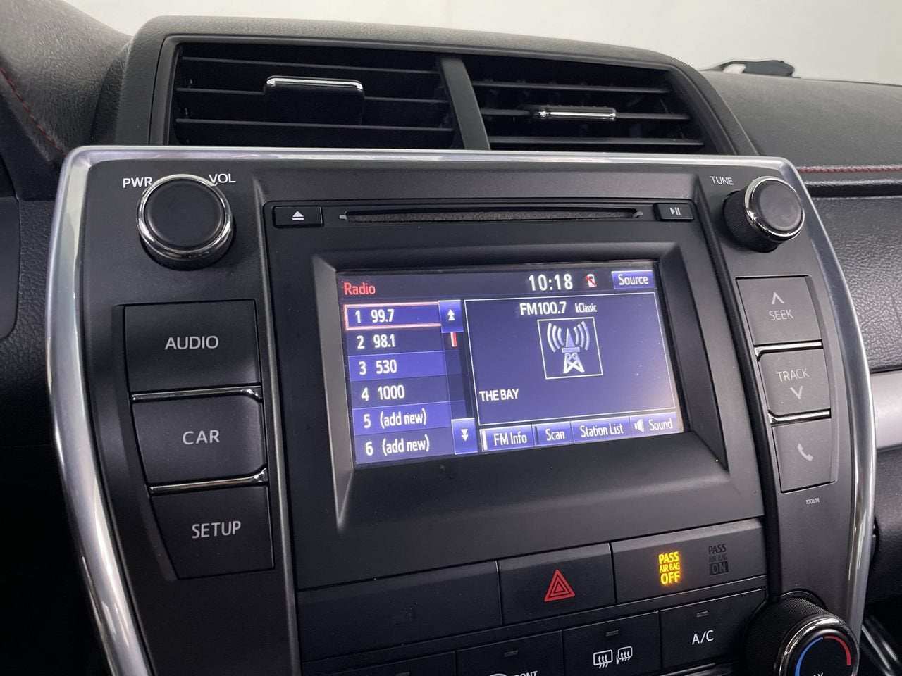 2017 Toyota Camry SE