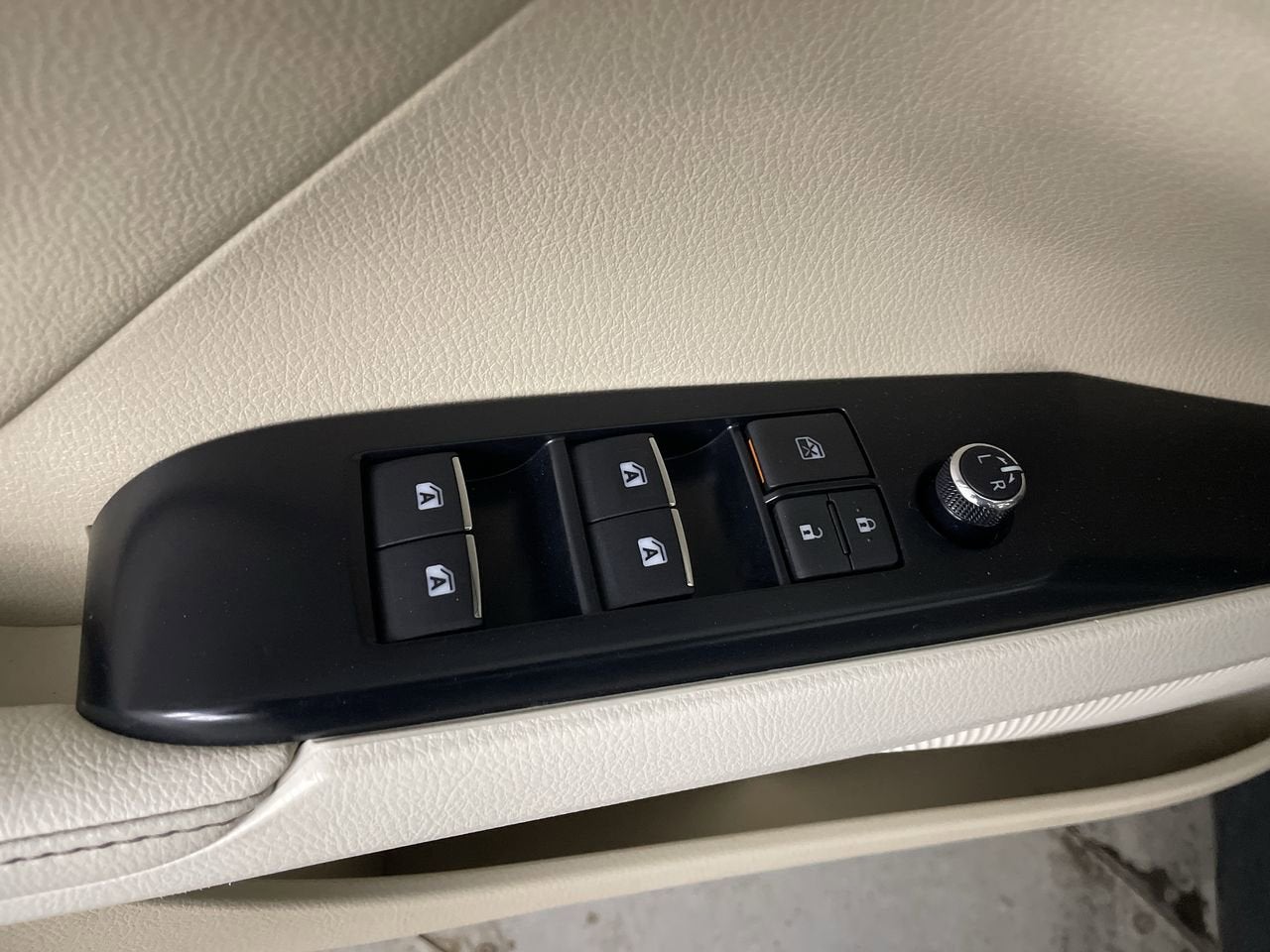 2019 Toyota Camry XLE V6