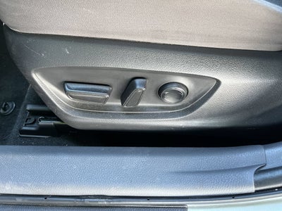 2022 Toyota Camry Hybrid Hybrid LE