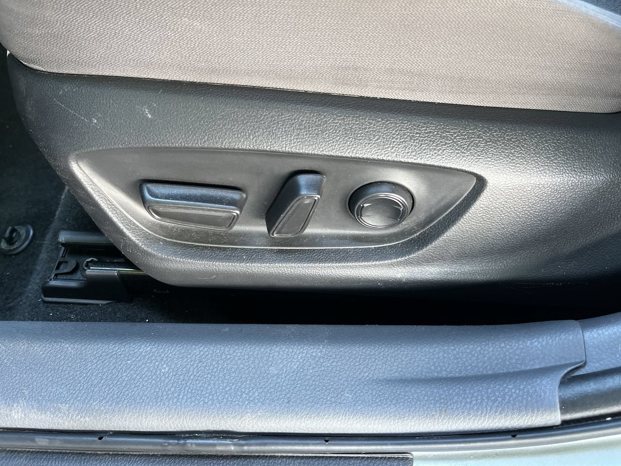 2022 Toyota Camry Hybrid Hybrid LE
