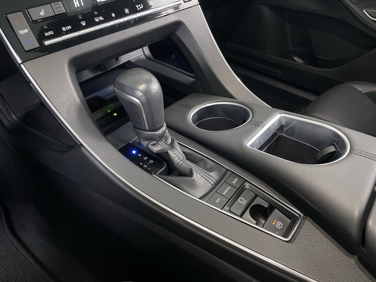 2020 Toyota Avalon XSE