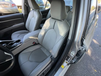 2021 Toyota Camry Hybrid Hybrid XLE