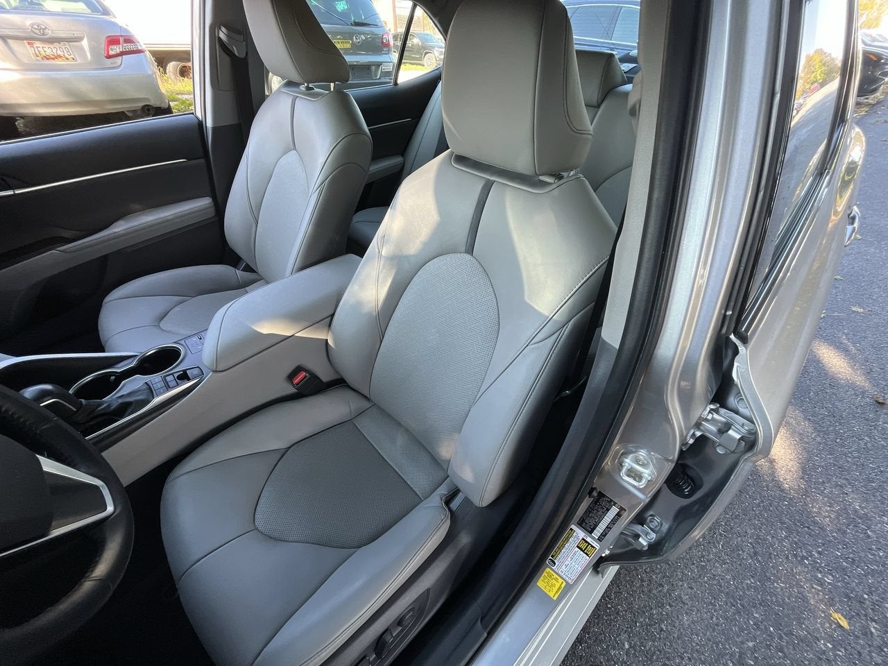 2021 Toyota Camry Hybrid Hybrid XLE