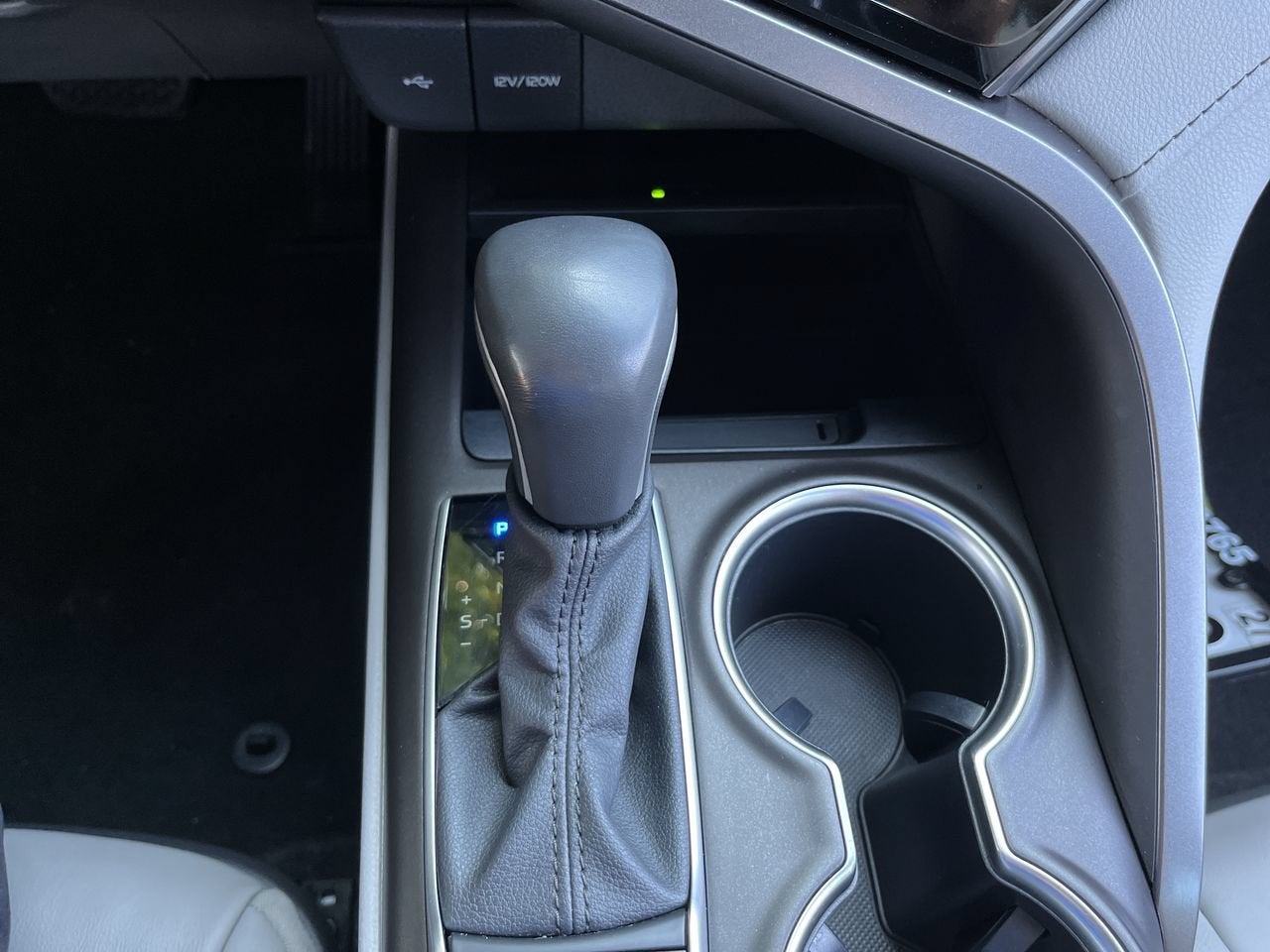 2021 Toyota Camry Hybrid Hybrid XLE