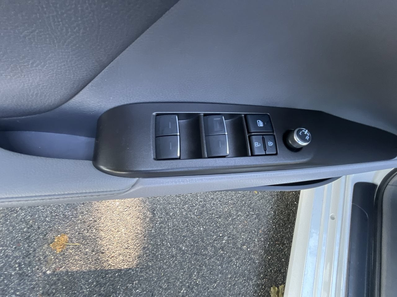 2021 Toyota Camry Hybrid Hybrid XLE