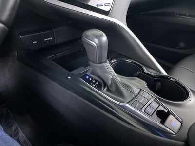 2020 Toyota Camry Hybrid Hybrid SE