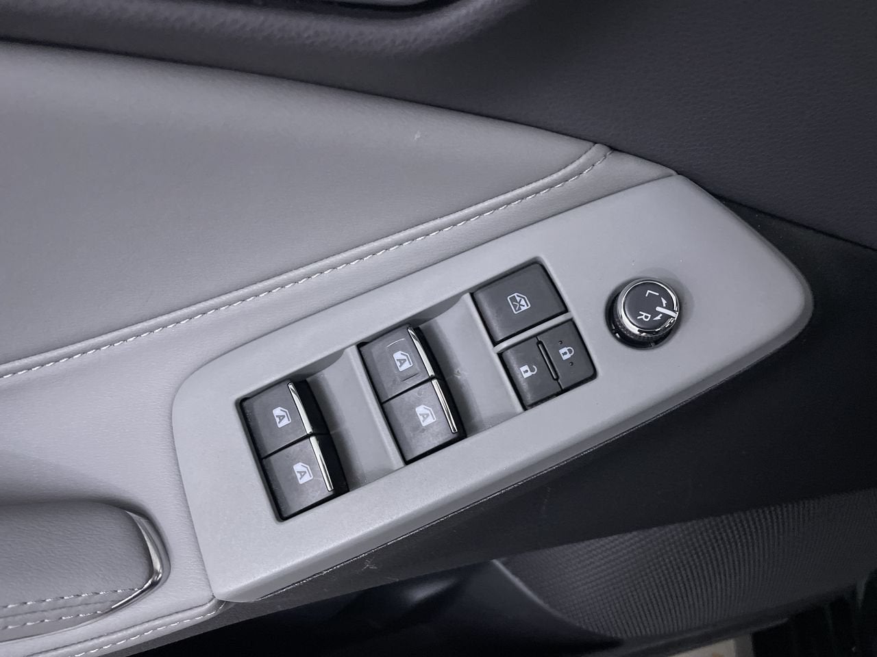 2020 Toyota Avalon XLE