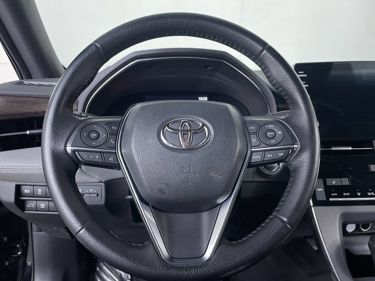 2020 Toyota Avalon XLE