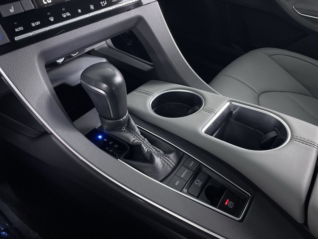 2020 Toyota Avalon XLE