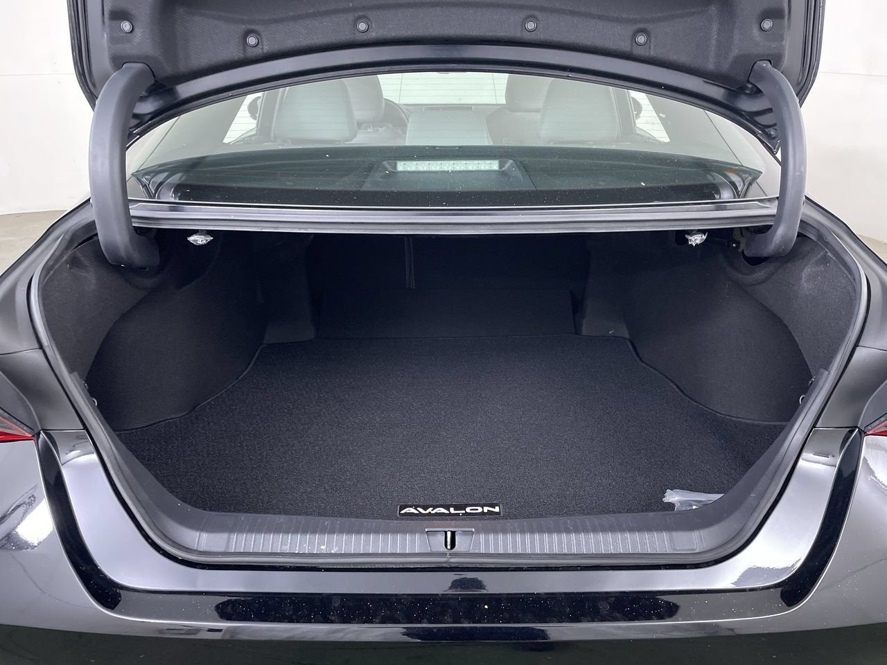 2020 Toyota Avalon XLE