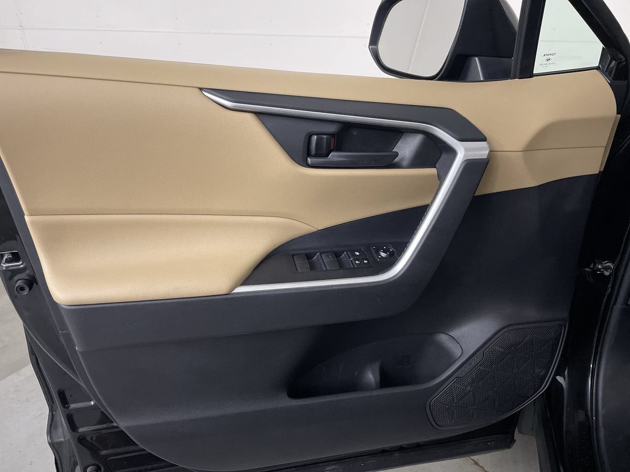 2021 Toyota RAV4 Hybrid Hybrid LE