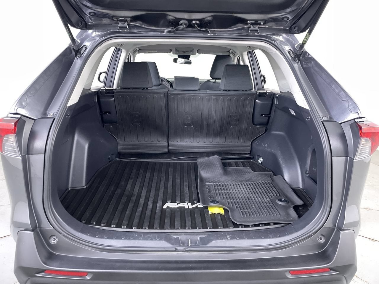 2021 Toyota RAV4 Hybrid Hybrid LE