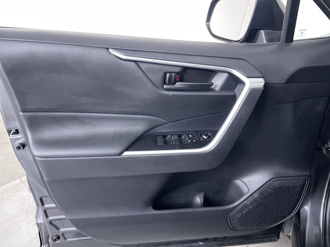 2021 Toyota RAV4 Hybrid Hybrid LE
