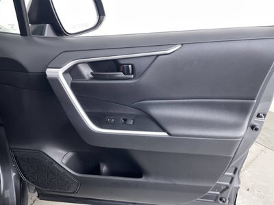 2021 Toyota RAV4 Hybrid Hybrid LE