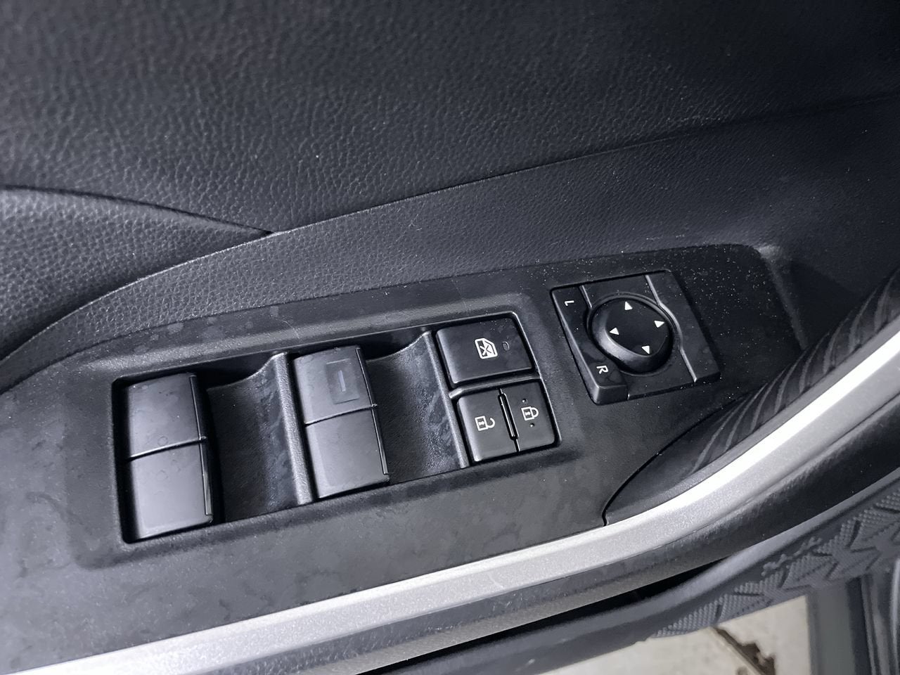 2021 Toyota RAV4 Hybrid Hybrid LE