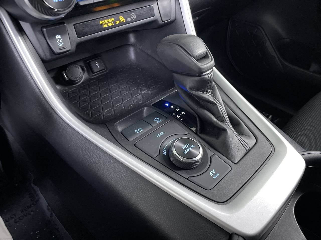 2021 Toyota RAV4 Hybrid Hybrid LE