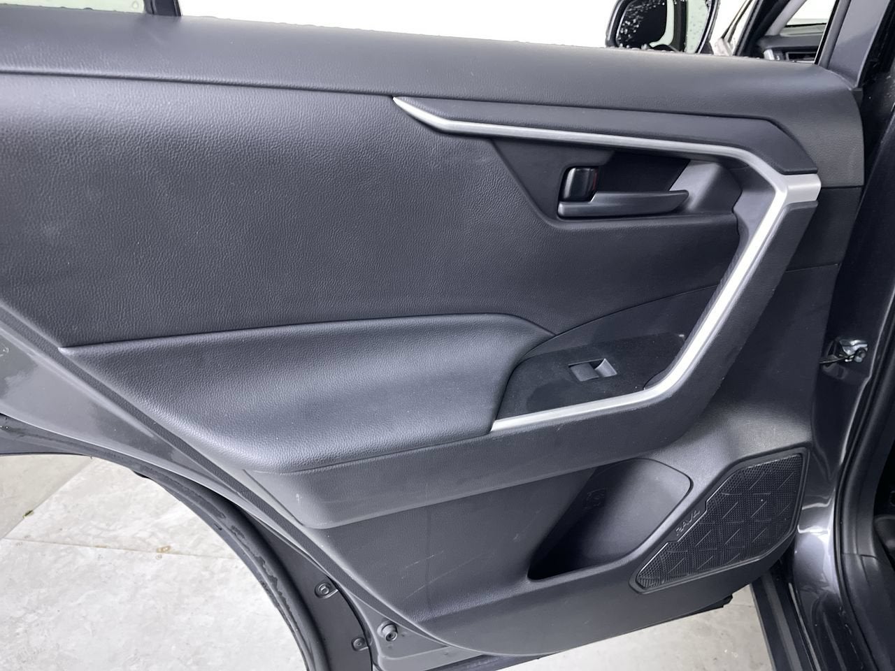 2021 Toyota RAV4 Hybrid Hybrid LE