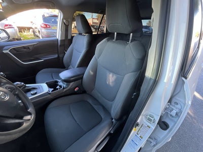 2021 Toyota RAV4 Hybrid LE
