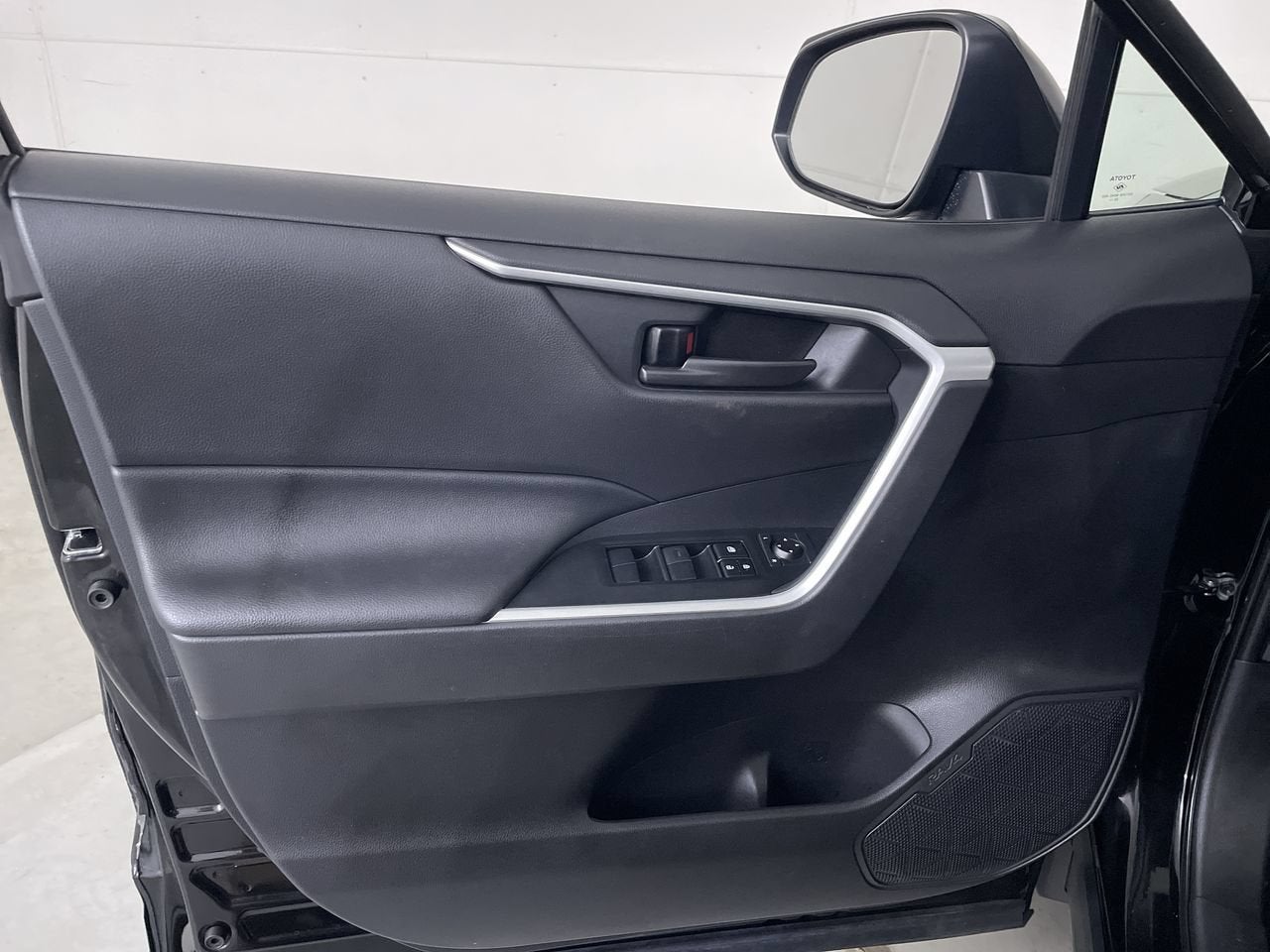 2021 Toyota RAV4 Hybrid Hybrid LE