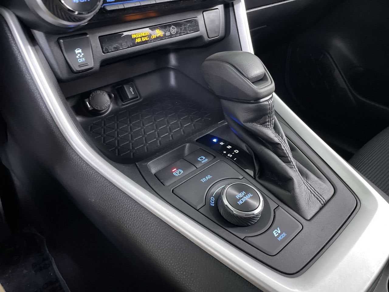 2021 Toyota RAV4 Hybrid Hybrid LE