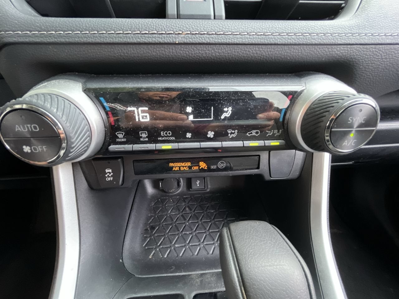 2022 Toyota RAV4 Hybrid Hybrid LE