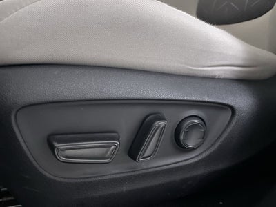 2020 Toyota RAV4 Hybrid Hybrid XLE