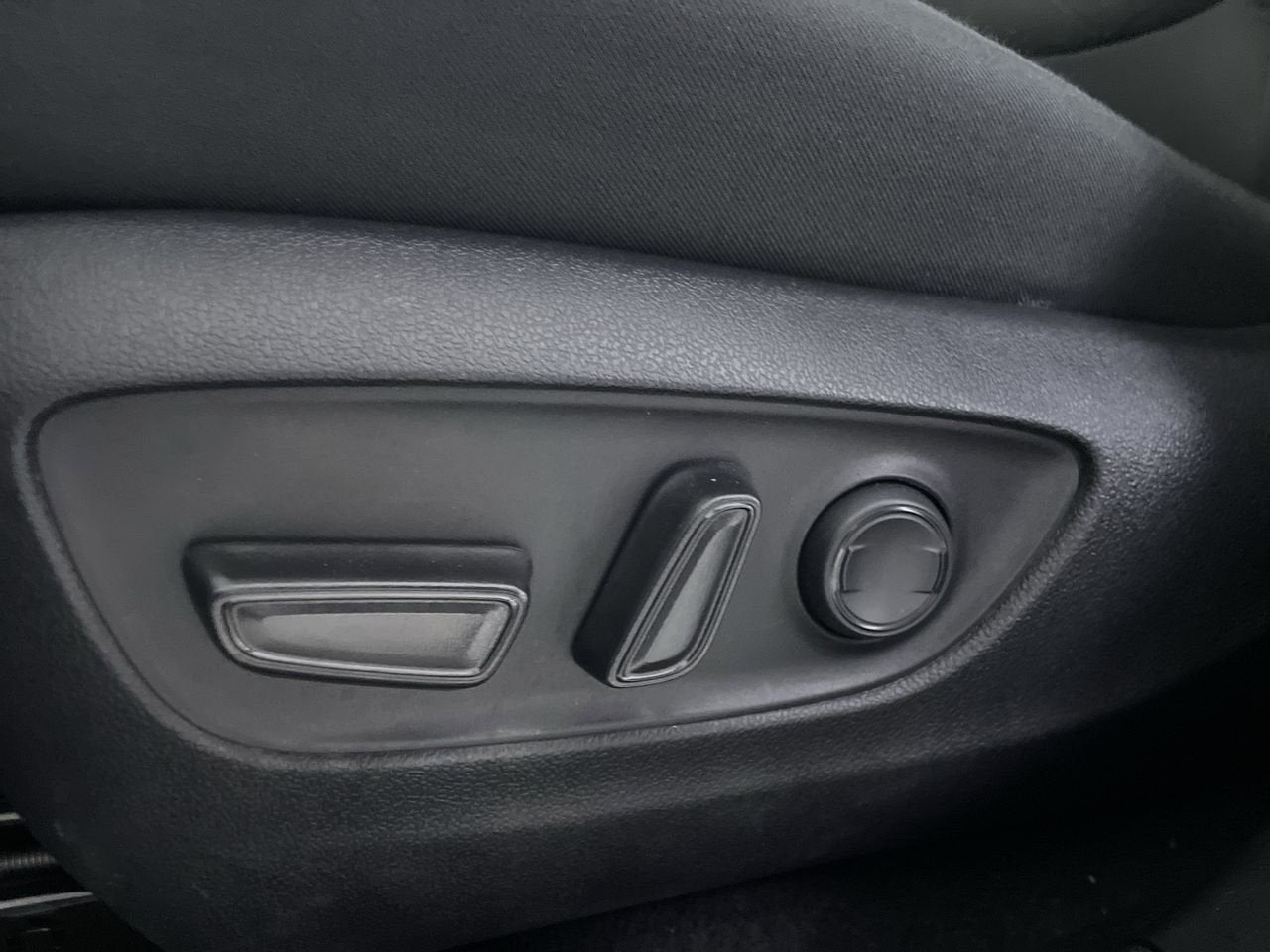 2022 Toyota RAV4 Hybrid Hybrid XLE