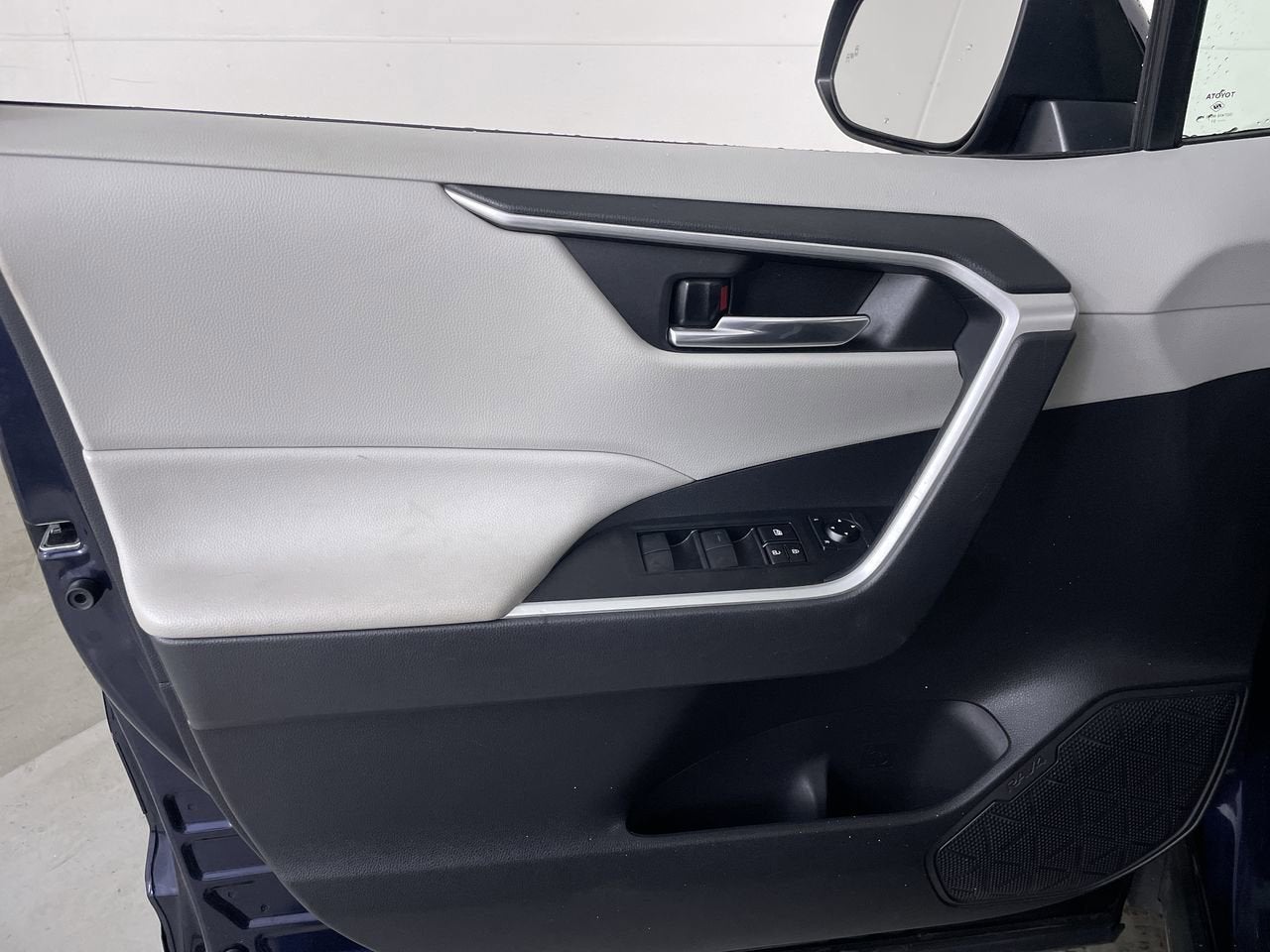 2021 Toyota RAV4 Hybrid Hybrid XLE