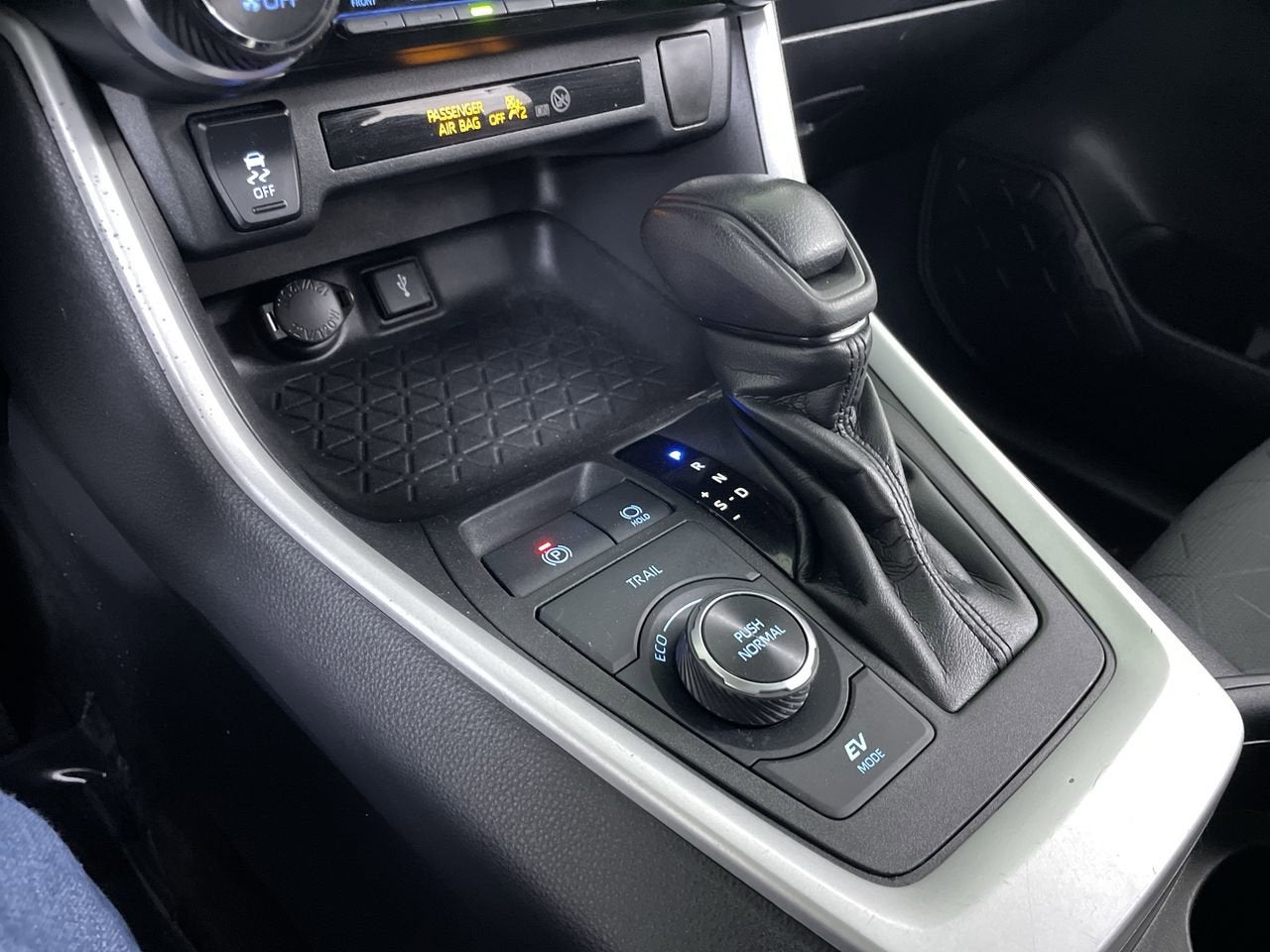 2021 Toyota RAV4 Hybrid Hybrid XLE