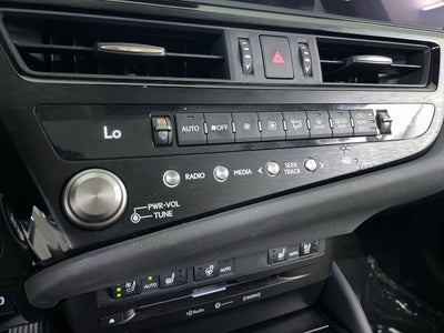 2022 Lexus ES ES 250