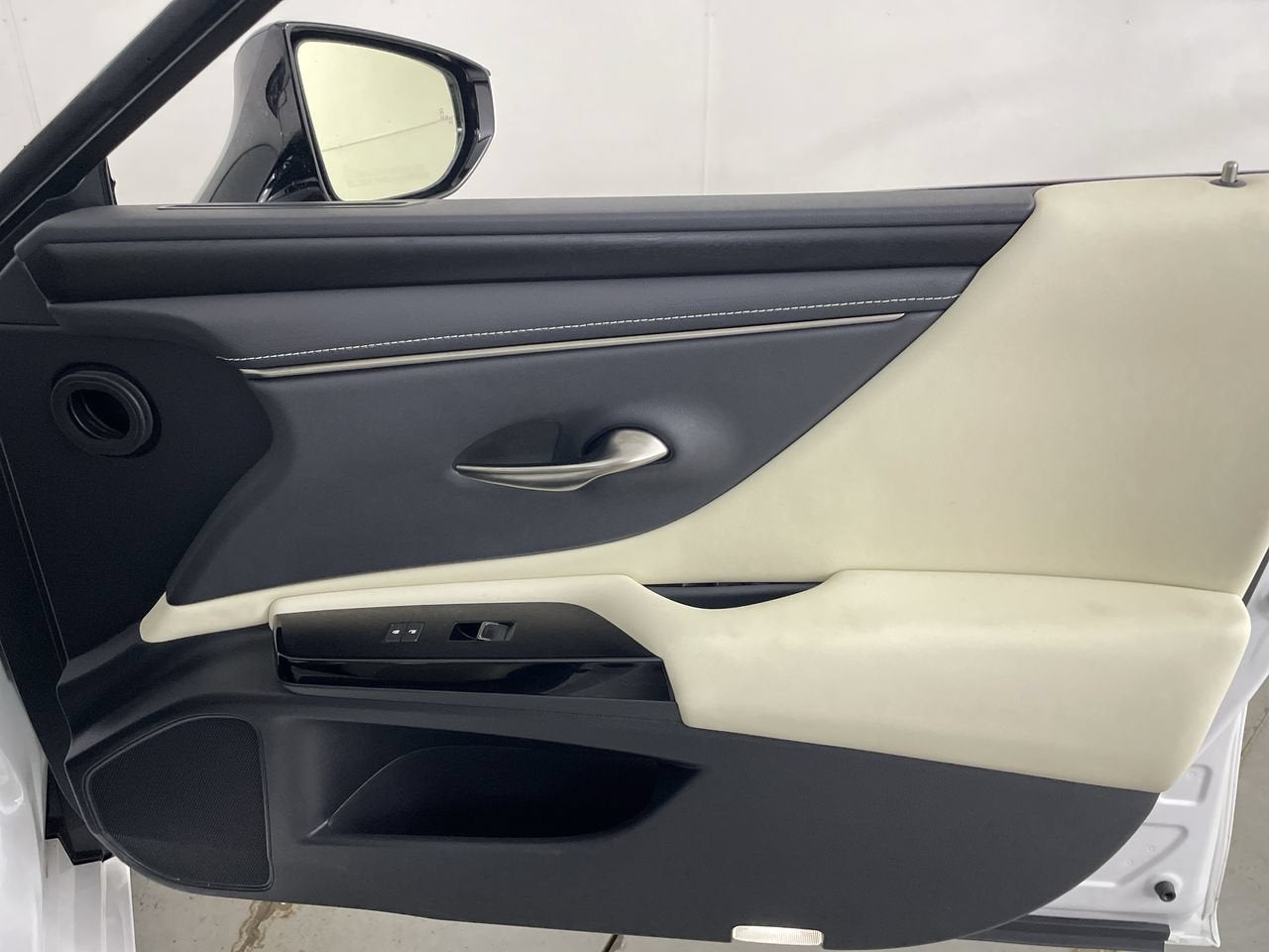 2022 Lexus ES ES 250