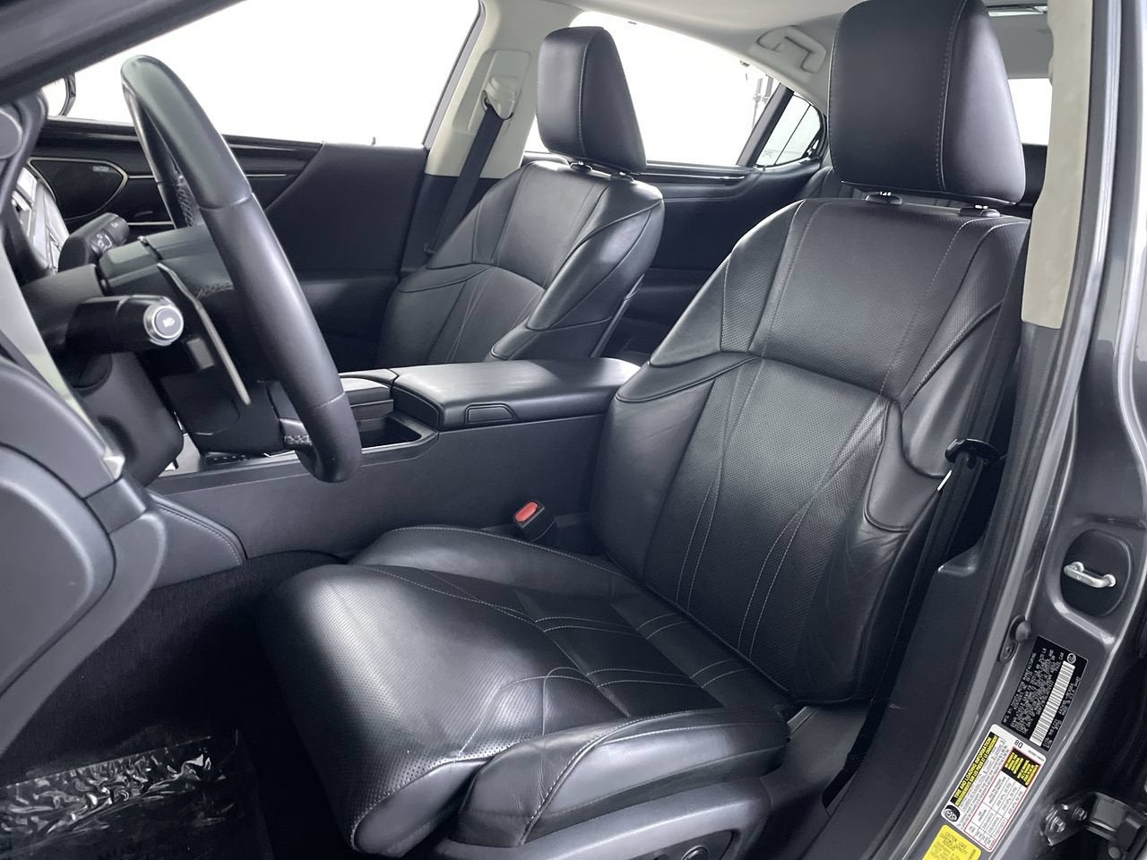 2020 Lexus ES ES 300h Ultra Luxury