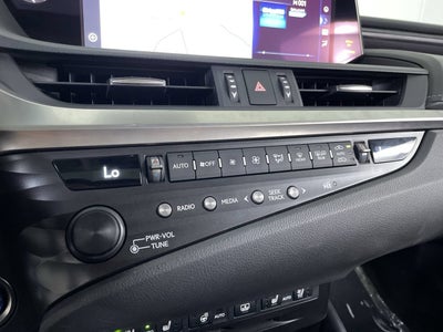 2020 Lexus ES ES 300h Ultra Luxury