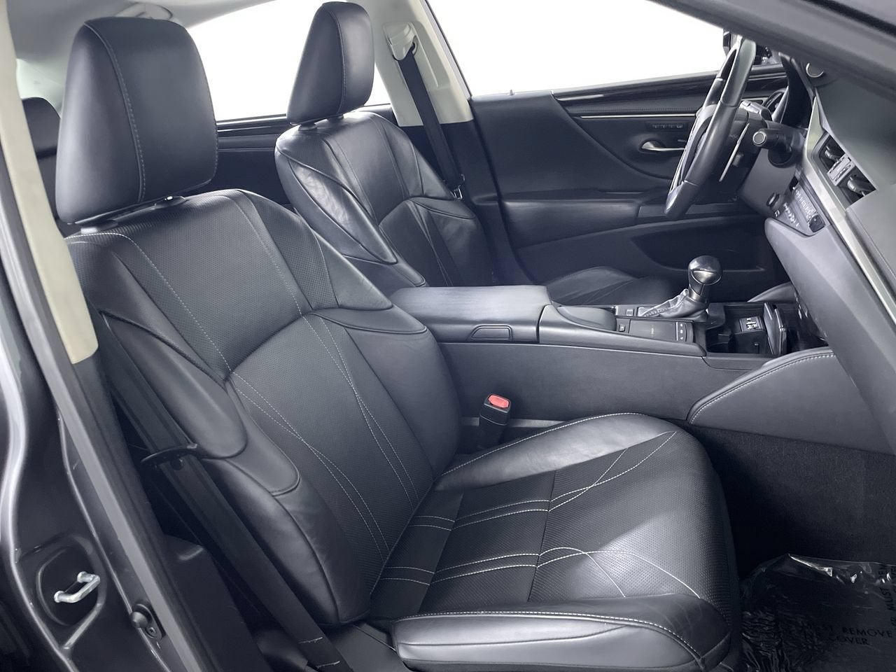 2020 Lexus ES ES 300h Ultra Luxury