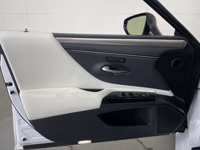 2023 Lexus ES ES 350 F SPORT Handling