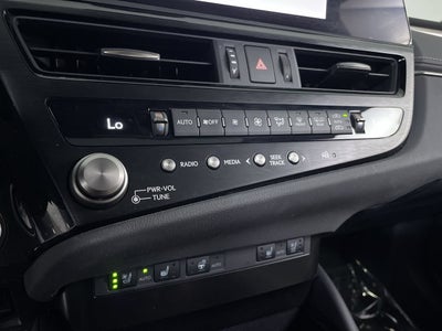 2023 Lexus ES ES 350 F SPORT Handling