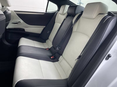 2023 Lexus ES ES 350 F SPORT Handling
