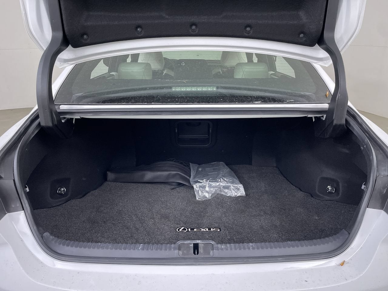 2023 Lexus ES ES 350 F SPORT Handling