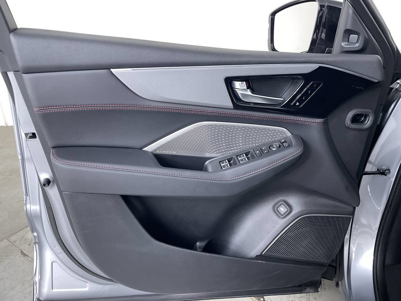 2023 Acura MDX w/A-Spec Package