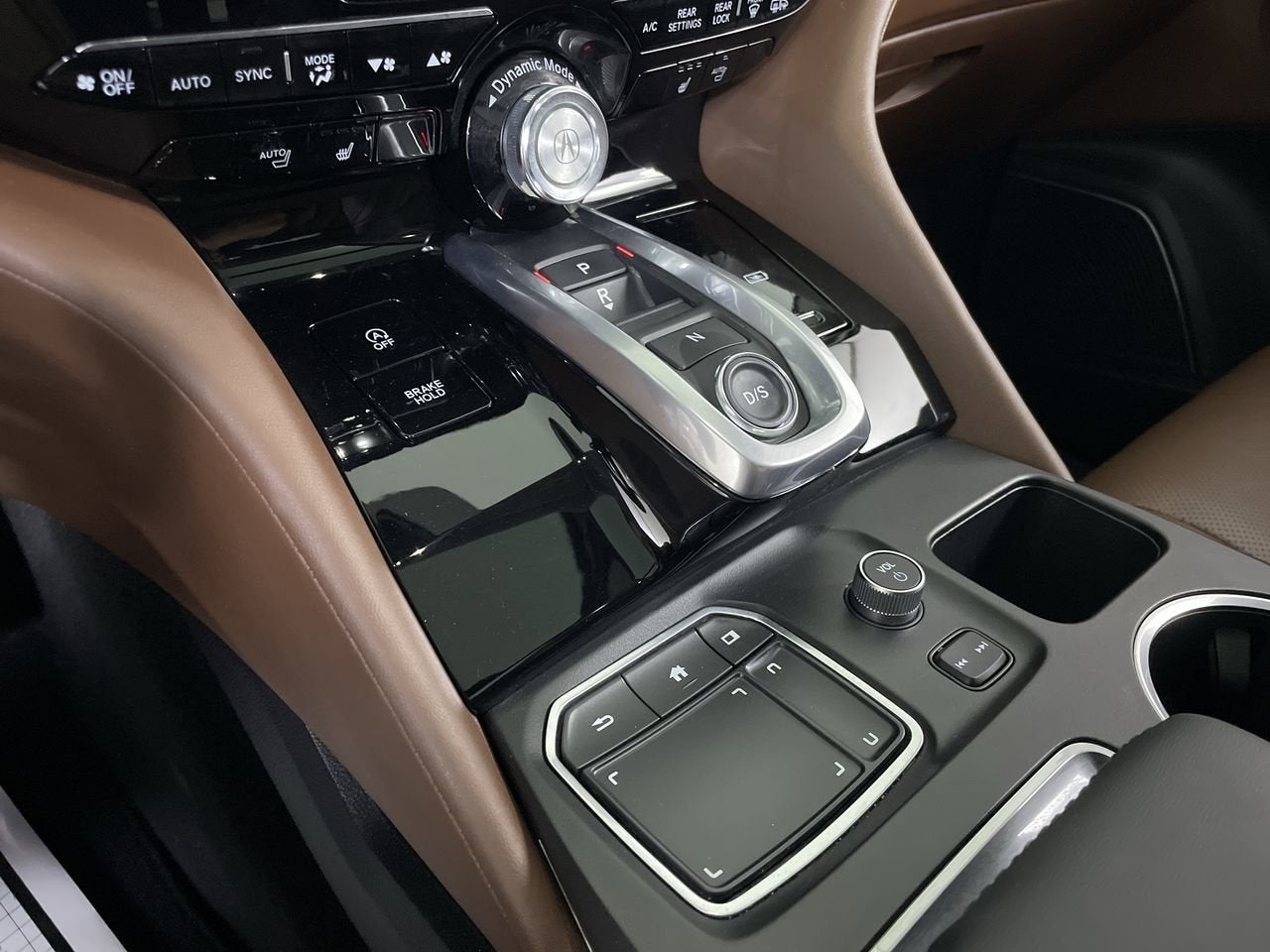 2023 Acura MDX w/Technology Package
