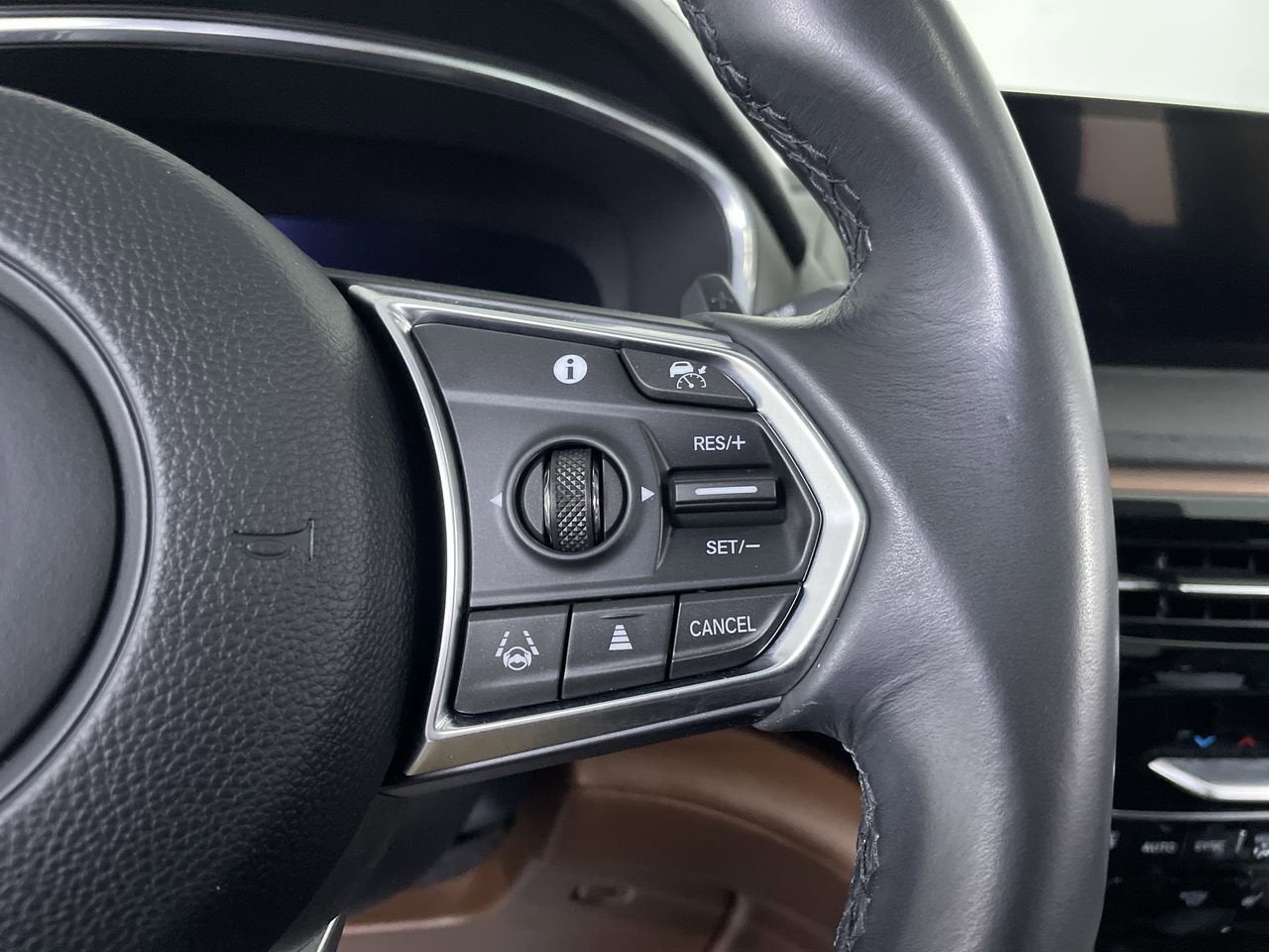 2023 Acura MDX w/Technology Package