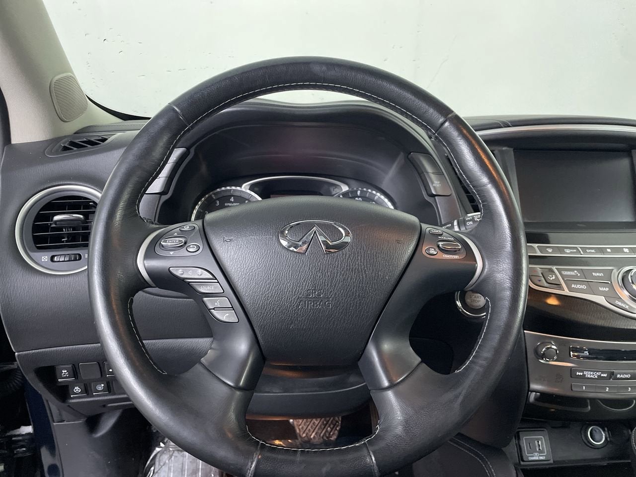 2019 INFINITI QX60 LUXE