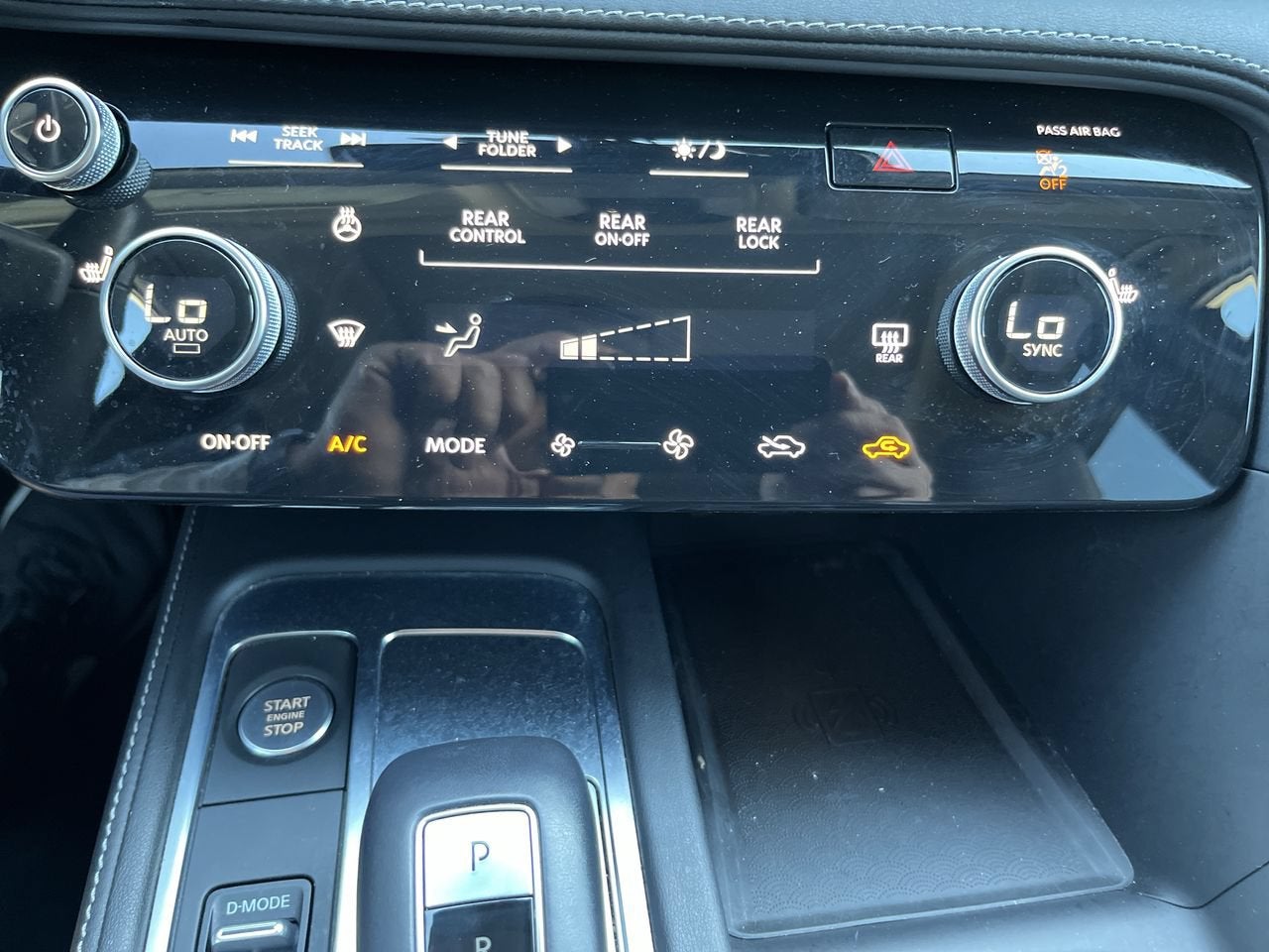 2023 INFINITI QX60 PURE