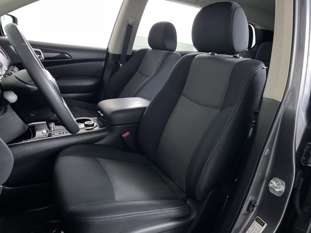 2018 Nissan Pathfinder SV